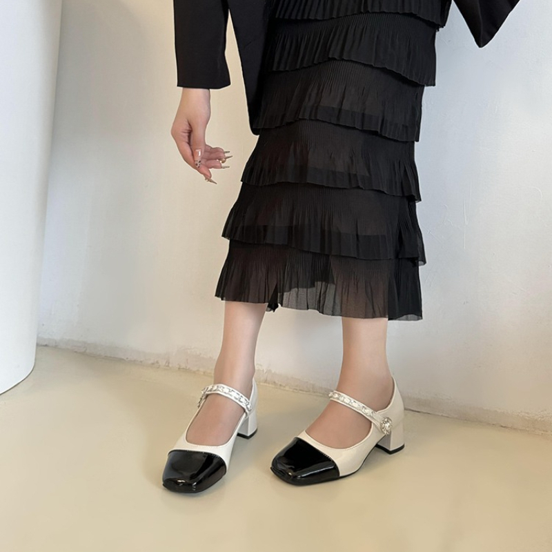 2026 صندل بكعب عالٍ سميك مع مش - مراجعة Formal Women Daily Wear Slippers وسعره