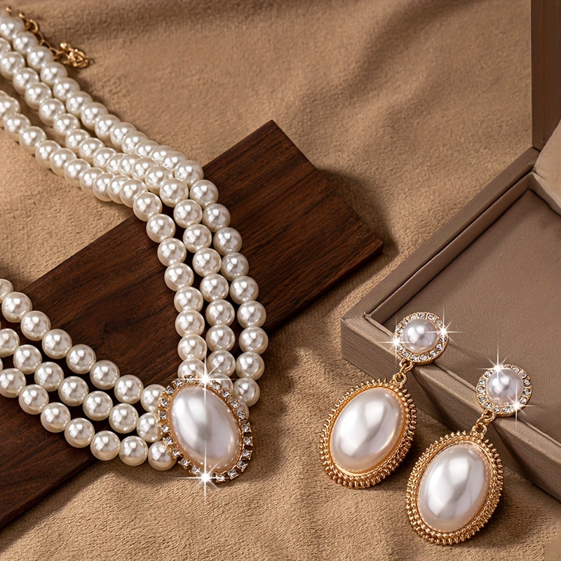 طقم نسائي أنيق يتكون من قلادة  - مراجعة Pearl Necklace Set وسعره