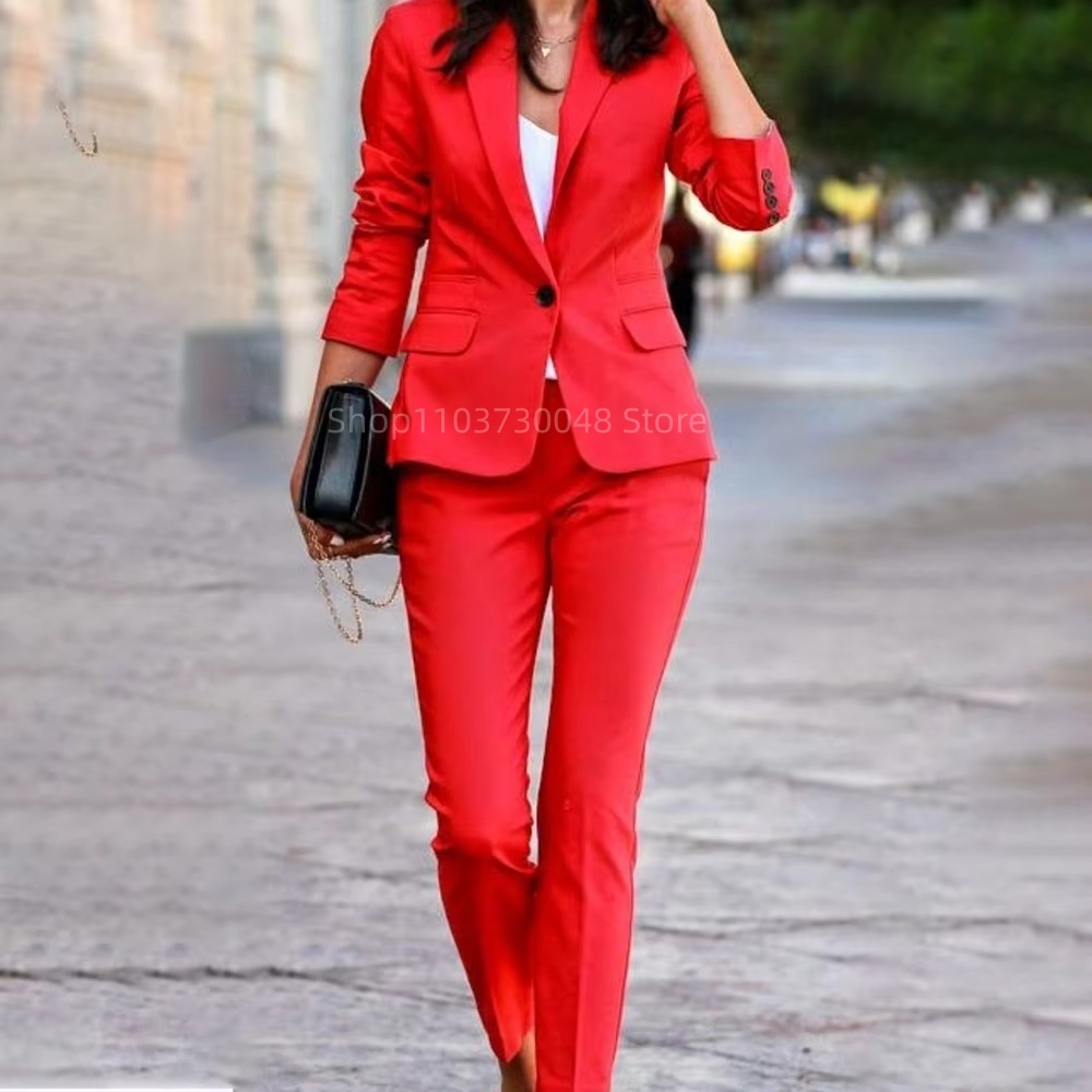 بدلة رسمية أنيقة للسيدات في ال - مراجعة Woman Formal Wear وسعره